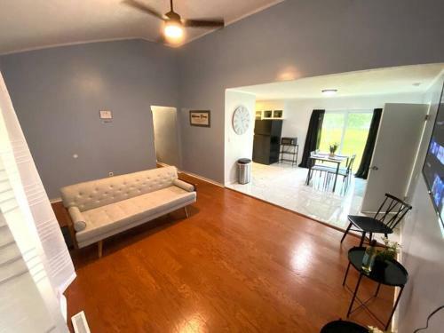 Luxurious Hidden Oasis 4bd Near Downtown Albany, Ga