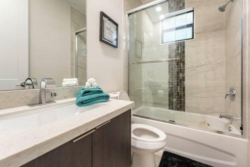 **new**gorgeous 3bedroom Minutes From Beach