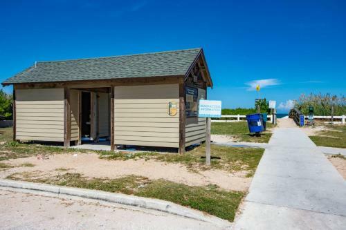 Vilano Cottage Unit A