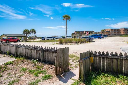 Butler Beach Bungalow