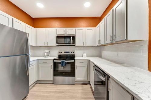 Wanderjaunt - Camden Visconti Apartments