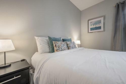 Apartamento Eclectic Townhome Haven In Tampa