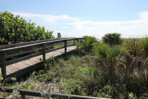 Gulf Strand Resort 208