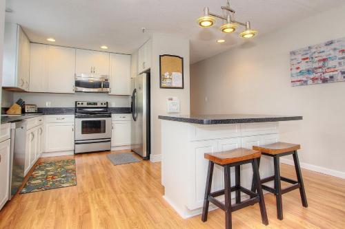 Sea Breeze 208