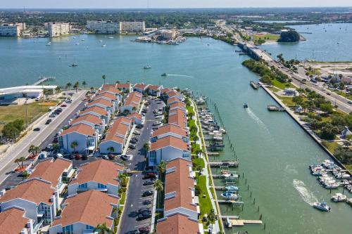 Dockside Destiny