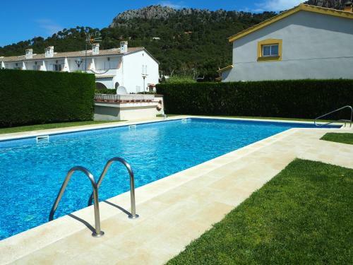 Casa En L'estartit, Piscina, Jard�n Comunitario