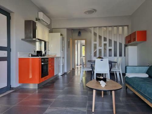 Pebble Home By The Sea, 2 Bedrooms