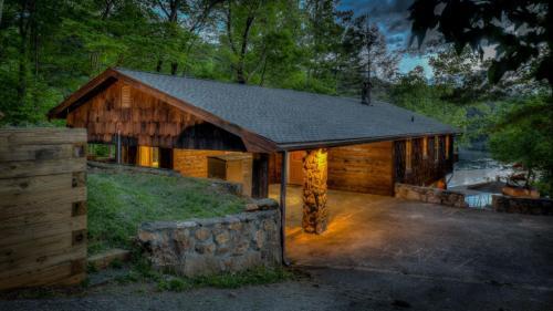 Lakeshore Lodge By Escape To Blue Ridge