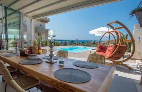 Sea View Villa With Pool Close To The Beach