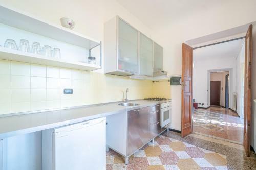 Genova Orto Botanico Roomy Apartment
