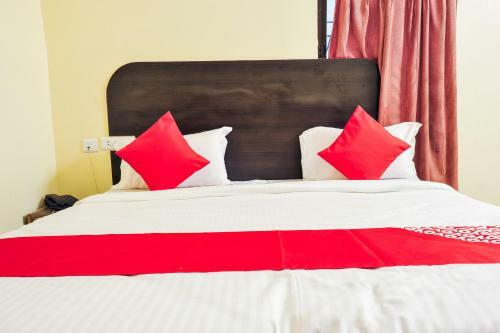 Oyo Flagship 23477 Hotel Orange