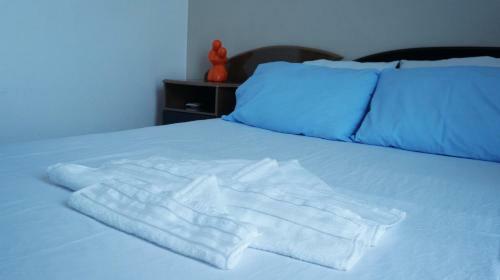 Vila Napoli - Apartamento Pr�ximo � Praia - Ipitanga