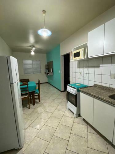 Apartamento 150m Da Praia De Mariscal-bombinhas