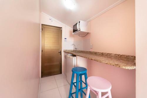 Apartamento Aluguel Flat Mono Ambiente 40m Do Mar - Bombas-sc