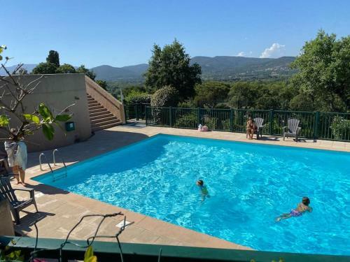 Apartamento Studio R�nov� Avec Piscine Proche Saint-tropez
