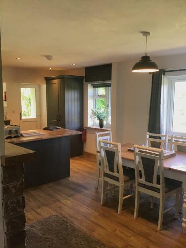 Apartamento 3 Bedroom Bungalow In Llanrhaeadr Ym