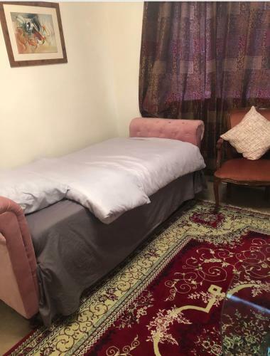 Luxury Single Room Single Person Female Only