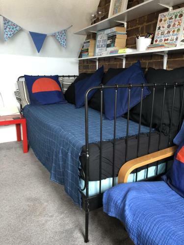 Quirky Loft Apartment In Paignton With Sea Views