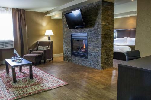 Hotel Sawridge Inn And Conference Centre Peace River