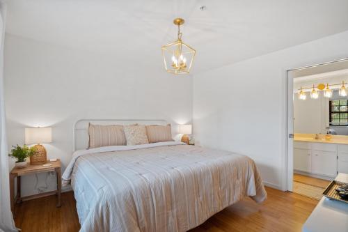 Foothills Walk-in Unit