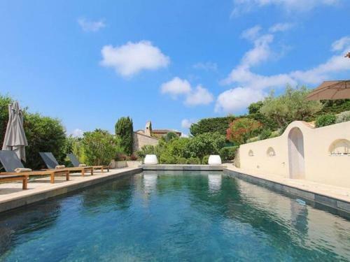 Majestic Holiday Home In Grimaud With Private Pool