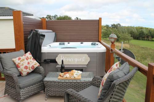 The Fairways View Hot Tub Lodge