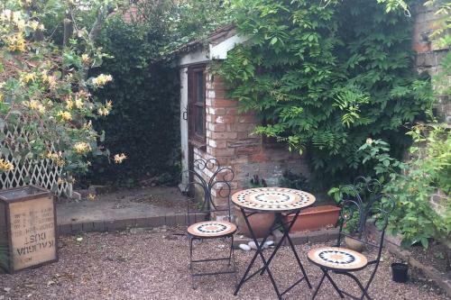 Sarah?s Cottage Taunton Town Centre