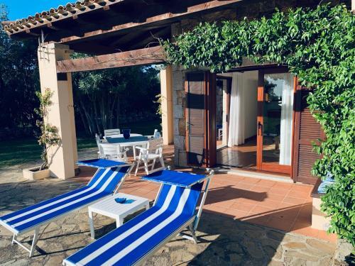 Bouganvilla By The Beach - San Teodoro 1