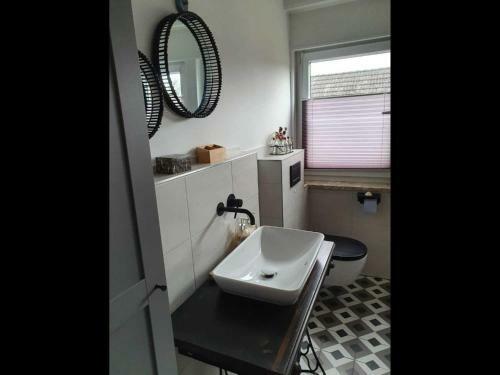 Apartamento Ferienwohnung Alleweltchen Mit Balkon