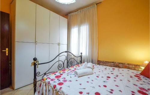 Amazing Home In Sessa Aurunca With 2 Bedrooms