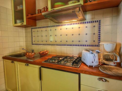 Beautiful Cottage In Sinalunga With Swimming Pool
