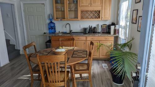 Beautiful And Cozy Home In Binghamton