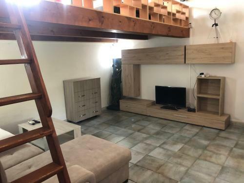 Casa Di Campagna Con Terrazzo Panoramico(3 Km Dal Mare)