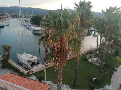 Bed & Breakfast Atlantis 22