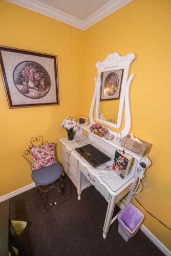 River Road Bed & Breakfast