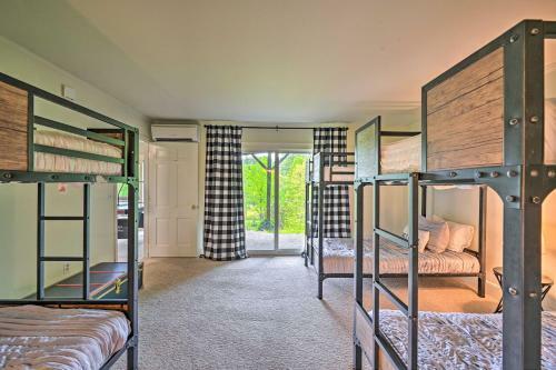 Stunning Retreat With Golf Course And Mtn Views!
