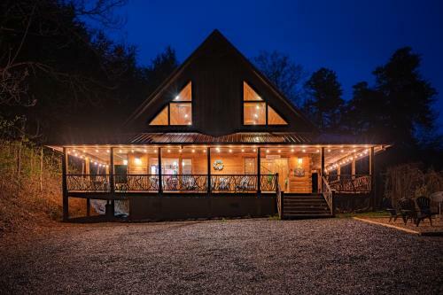 Bryson City Hilltop Getaway At Huckleberry's Hideout