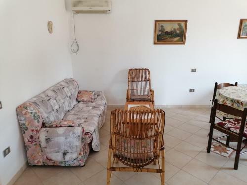 Charming 3-bed Cottage In Porto Corallo