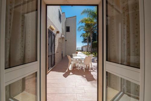 Villa Calliope Fontane Bianche Sea View Pool