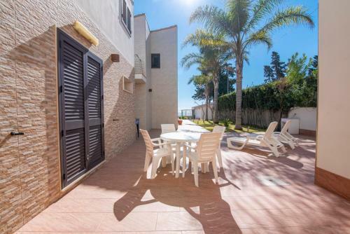 Villa Calliope Fontane Bianche Sea View Pool