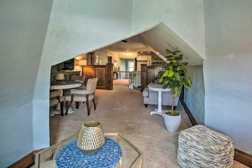 Apartamento Brick Victorian Apt With Mtn Views, Walk To River!