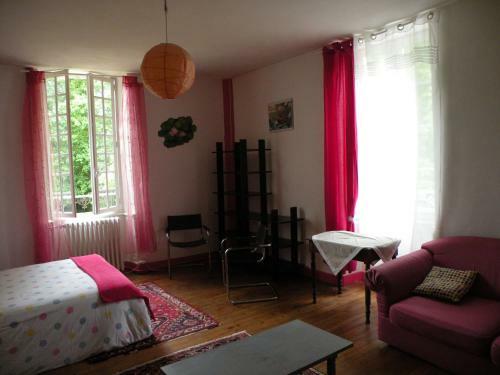 Bed & Breakfast Les Talvasi�res