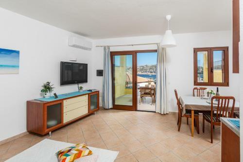 Apartamento Fronte Mare Capo Testa 1