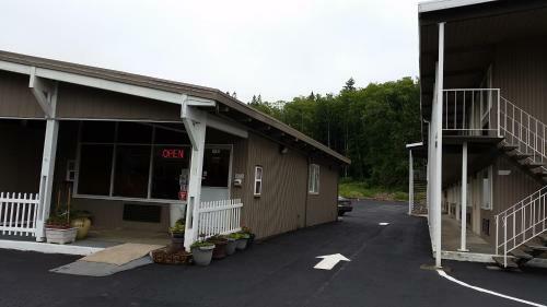 Motel Grays Harbor Inn & Suites