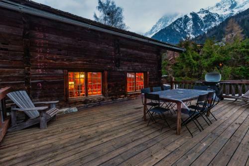 4br Traditional Chalet Bbq + Fireplace + View