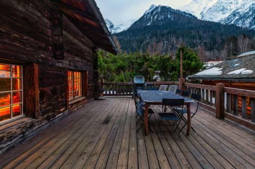 4br Traditional Chalet Bbq + Fireplace + View