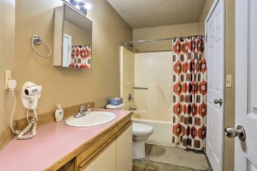 Apartamento Convenient Lead Condo With Deck And Town Views!
