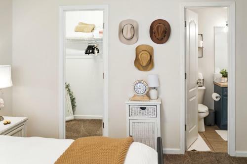 Luxe Quiet Townhouse W/parking/pool/by Dollywood