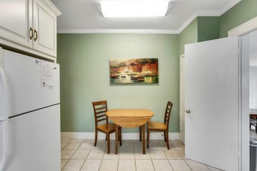 Soliel Et Paix - Sunny And Peaceful Home