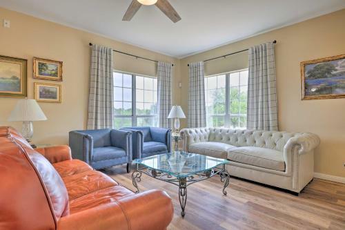 Fox Ridge Farmhouse - Hill Country Getaway!